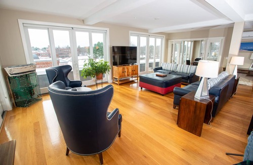 Kennebunk Condo | Downtown Kennebunk Penthouse Getaway