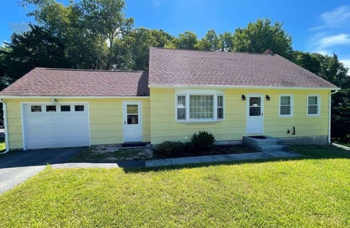 West Mystic House | Downtown Mystic House w/Yard, Pet-Friendly Getaway