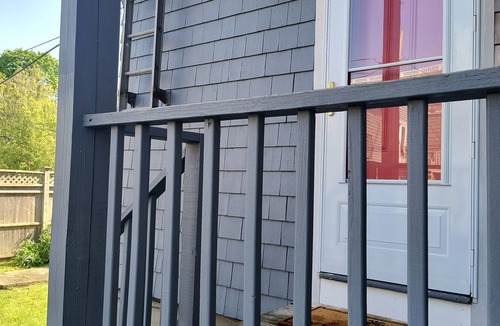 Off Broadway Condo | Downtown Newport Gem/Walkable location