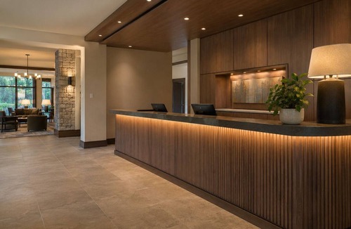 Downtown Toronto Apartment | Downtown Toronto 2BR Retreat Near Dundas Square