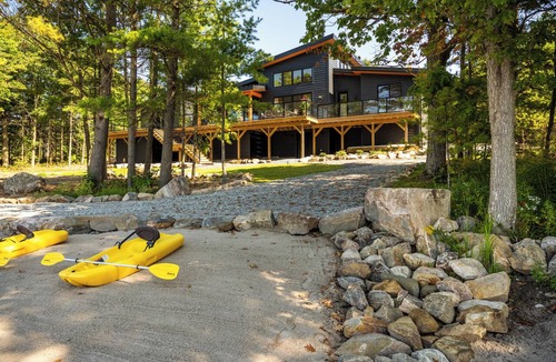 Honey Harbour Cottage | Driftaway Lakehouse - Georgian Bay Island Escape! Optional Pontoon Rental