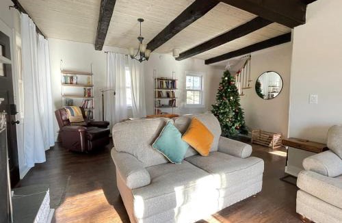 Lebanon Springs House | Dual-Home Berkshire Retreat Sleeps 16