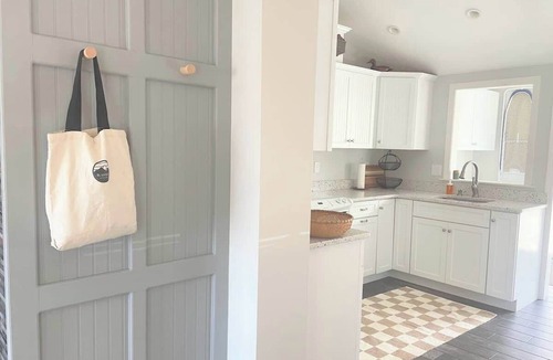 East Haddam Cottage | East Haddam Lake View Rental