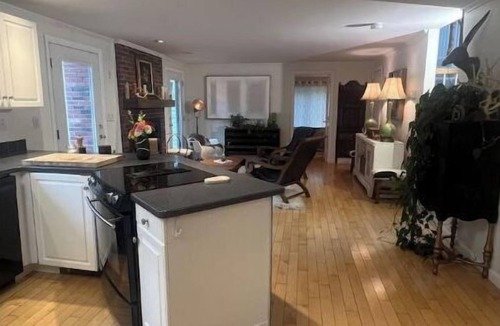 East Sandwich House | East Sandwich Oasis with pool + privacy - new for summer 2024