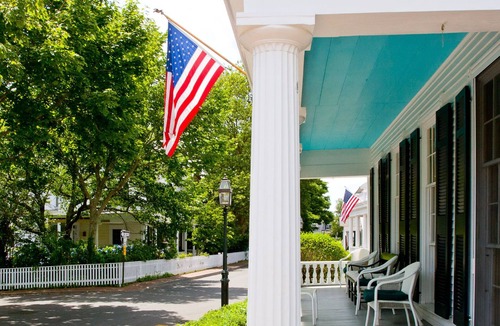 Edgartown House | East Wing of Captain Morse House Luxury Waterfront, Town & Beach, Pets - 5 stars