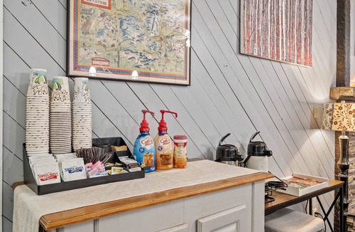 North Conway Condo | Eastern Inn Peaked Mountain Escape