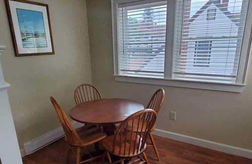 North Conway Resort | Eastern Slope Inn Resort Timeshare Rental July 9th to 16th only. Price reduced!