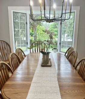 Newport East House | Easton View Retreat