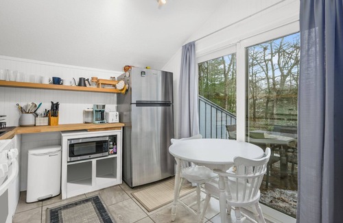Popponesset Cottage | Easy Family Stay Steps from Popponesset