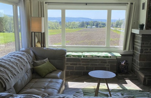 Caroline House | Easy Street Inn: a family-friendly home with beautiful views