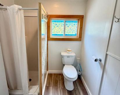 Salsbury Cove Hotel | Eden Village Motel and Cottages