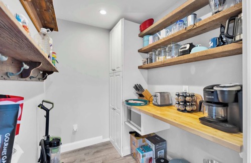 Wareham House | Edgewater Retreat | Oceanfront Home | Heated Pool, Outdoor Kitchen, Fish & Kayak