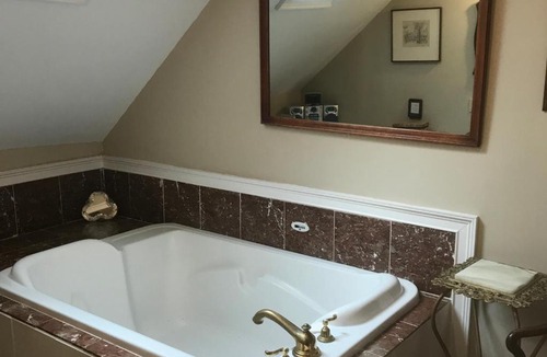Edgewood Bed & Breakfast | Edgewood Manor Inn Bed and Breakfast
