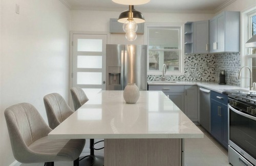 Bryn Mawr Apartment | Elegant 2-bedroom apartment with AC in vibrant Yonkers