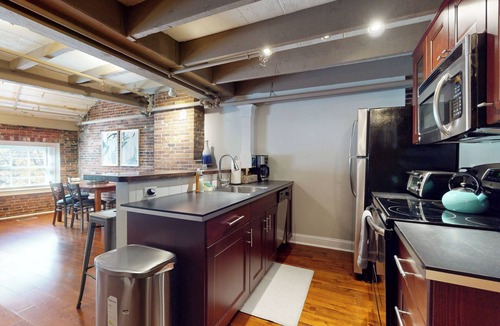 Government Center Apartment | Elegant 2BR 0.09mi Faneuil Hall/Quincy Market