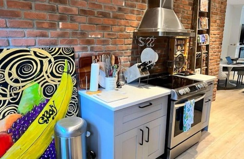 Leslieville House | Elegant 3-bed, 3 bath private Leslieville home