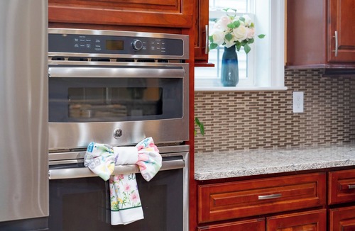 St. Marks House | Elegant 5BR House Near Boston/King Beds + 5 Free parking