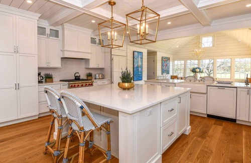 Katama House | Elegant Country Estate With Pool In Katama