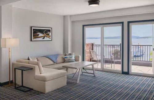 Canandaigua Hotel | Elegant Getaway with Hot Tub, Pool & Scenic Views l Near Canandaigua Lake Trails