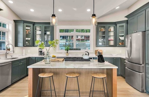 Orland House | Elegant lakefront home near Bar Harbor & Acadia with modern kitchen, lake views