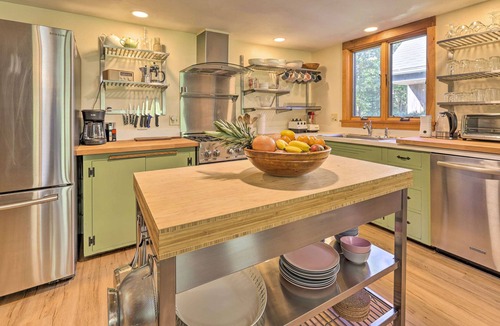 South Orleans House | Elegant Orleans Home w/ Private Beach Access!
