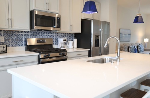 Bayside House | Elegant Resort Townhome w/Gym, Pools & Tennis