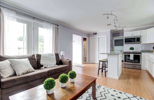 Newport House | Ellery Beach Bungalow #45- A Refined Island Escape