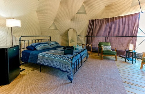 Gilboa Cabin | Enchanting Dome Retreat by the Mountain and River in the Heart of New York’s Catskills