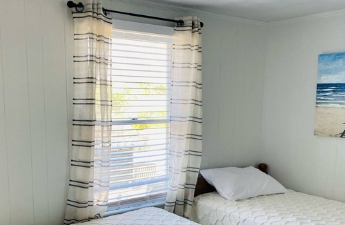 West Dennis Cottage | Enchanting West Dennis Beach Cottage