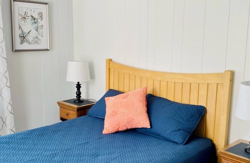 West Dennis Cottage | Enchanting West Dennis Beach Cottage