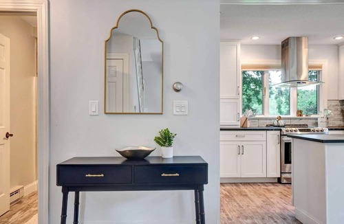 West Hartford Condo | End-Unit Condo on the Fairway, Fairway Village