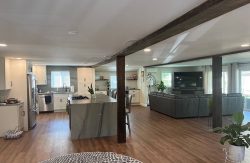 Winnisquam House | Enjoy Late August/Fall Foliage Newer contemporary home w/dock Lake Winnesquam