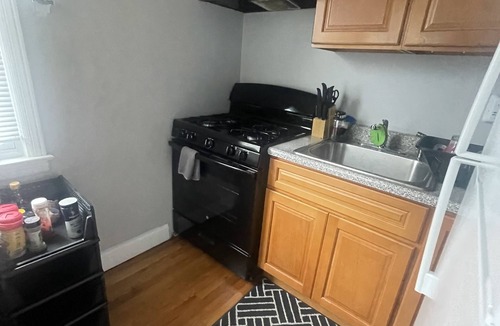 East Garden City House | Entire 2 BedRoom Duplex home walk to Hofstra University and Nassau Coliseum