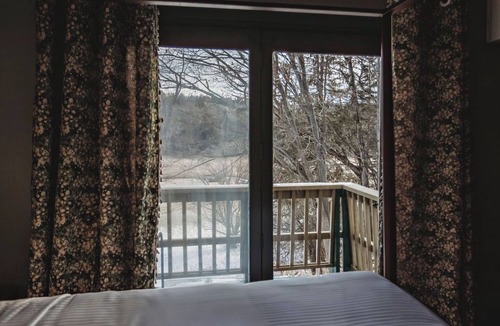 West Dover Hotel | Entire Hideaway Inn Buyout, 26 Rooms, Pool, Hot Tub, Sauna, Steps from Mt. Snow