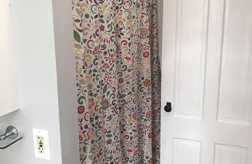 Warren Apartment | Entire rental unit in Warren, Rhode Island Unit 3