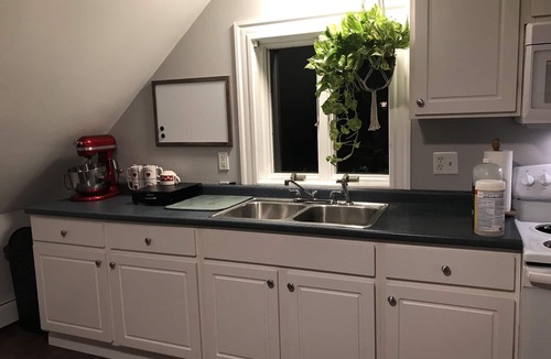 Warren Apartment | Entire rental unit in Warren, Rhode Island Unit 3