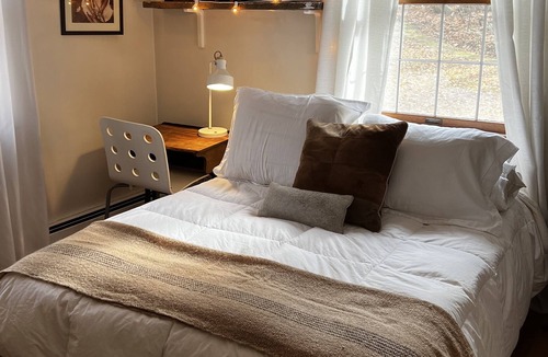 Canton House | Escape to a modern rustic retreat in the heart of nature!