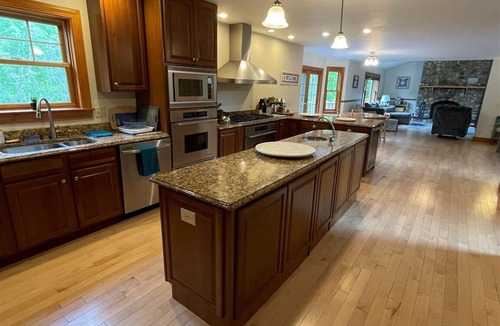 South Casco House | Escape to Raymond Cape on Sebago Lake!