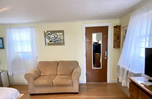 North Truro Condo | ESCAPE TO THE CAPE! 2 Weeks in July Still Open!