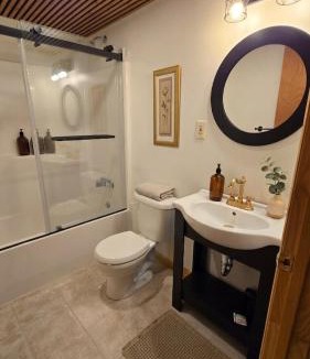 Jay Ski Chalet | Evergreen Lodge, Hot Tub Retreat Near Lake Placid and White Face