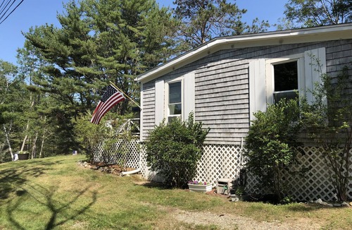 Boothbay Harbor House | Exceptional waterfront cottage in Boothbay Harbour