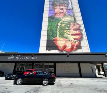 Downtown Hartford Apartment | Exclusive Deluxe Queen Suite Luxury Boutique Building Downtown Hartford FREE PARKING