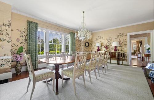 Dedham House | Executive Boston Estate Pool Mid Term Stays