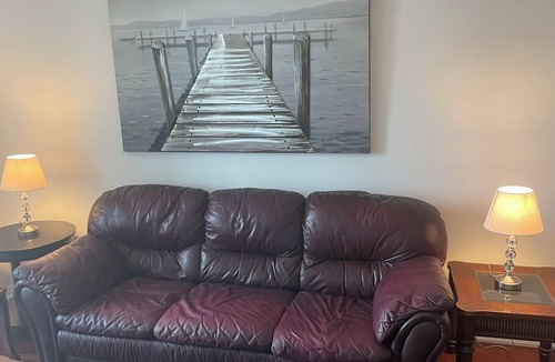 Hurontario Condo | EXECUTIVE CONDO, (FULLY FURNISHED) One bedroom plus den, located in Mississauga.