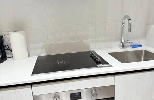 Central Erin Mills Apartment | 🌟 Executive Condo in Prime Erin Mills Location – Walk to Mall & Hospital 🌟