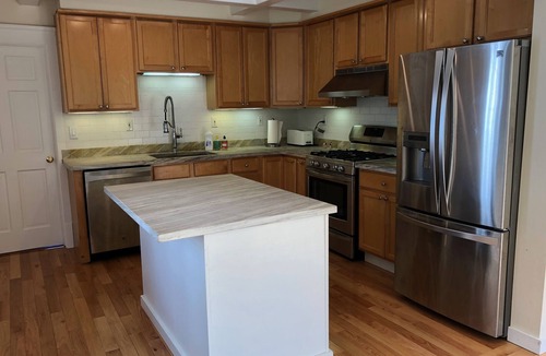 Lee House | Expansive Berkshires walk to town