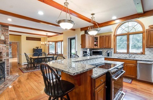 Sandwich House | Expansive Sandwich Retreat With Heated Pool, Volley Ball Court RPAM063