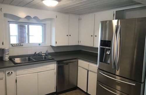 Camp Ellis House | Experience family fun in Camp Ellis at the spacious 5-bedroom Best of Both Worlds.