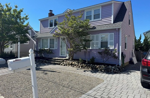 The Dunes House | Extremely comfortable Oceanside 5-bedroom house with a pool on Long Beach Island