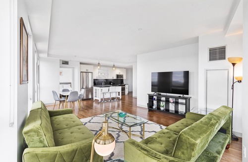 Jamaica Plain Apartment | Fabulous 2br 2ba unit lake view